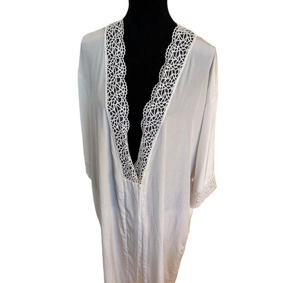 Vintage Judith Hart White Long Womens Robe Medium Crochet Maxi Elegant - Picture 1 of 13